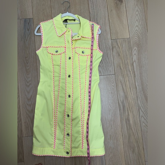 Moschino Yellow Summer Dress - Picture 7 of 11